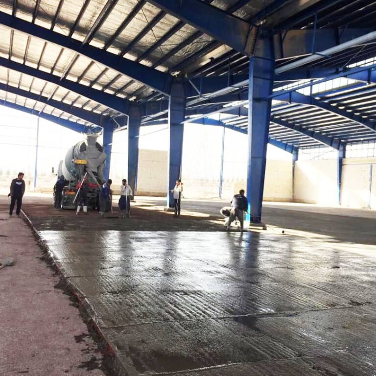 بتن ریزی سالن شرکت پارت آلومینیوم بتن ریزی سالن شرکت پارت آلومینیوم